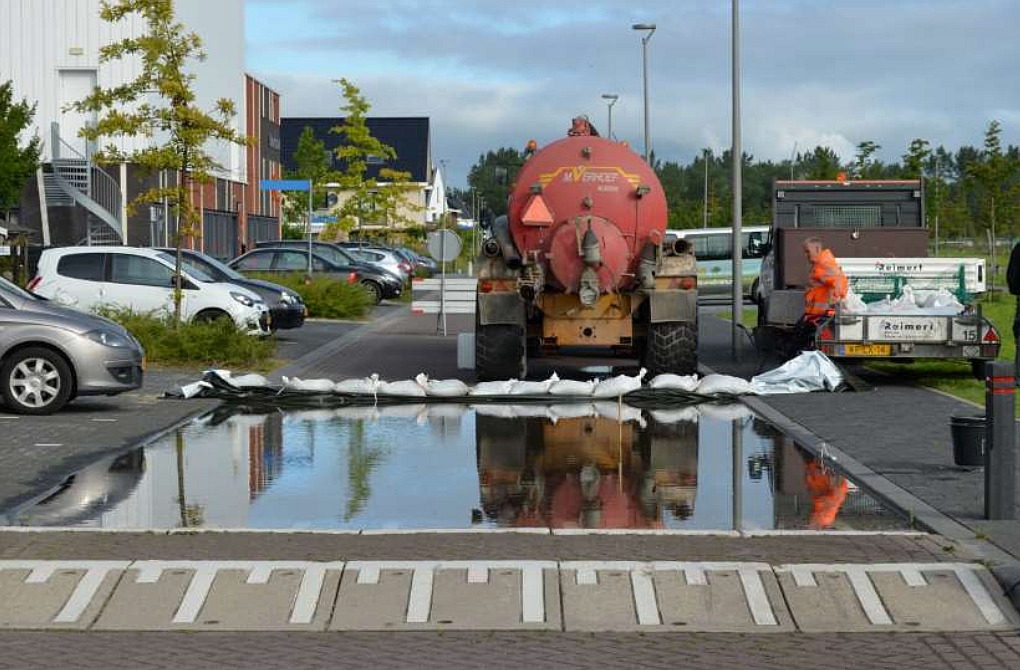 Waterdoorlatende verharding vraagt om bijzondere aandacht bij ontwerp, aanleg en beheer