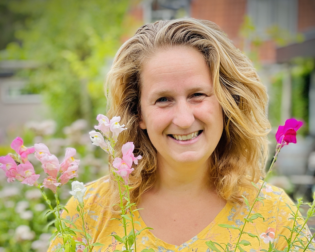 KAN Café met Esther den Braven